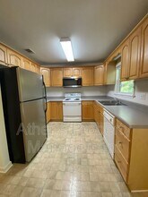 230 Davis St in Athens, GA - Building Photo - Building Photo