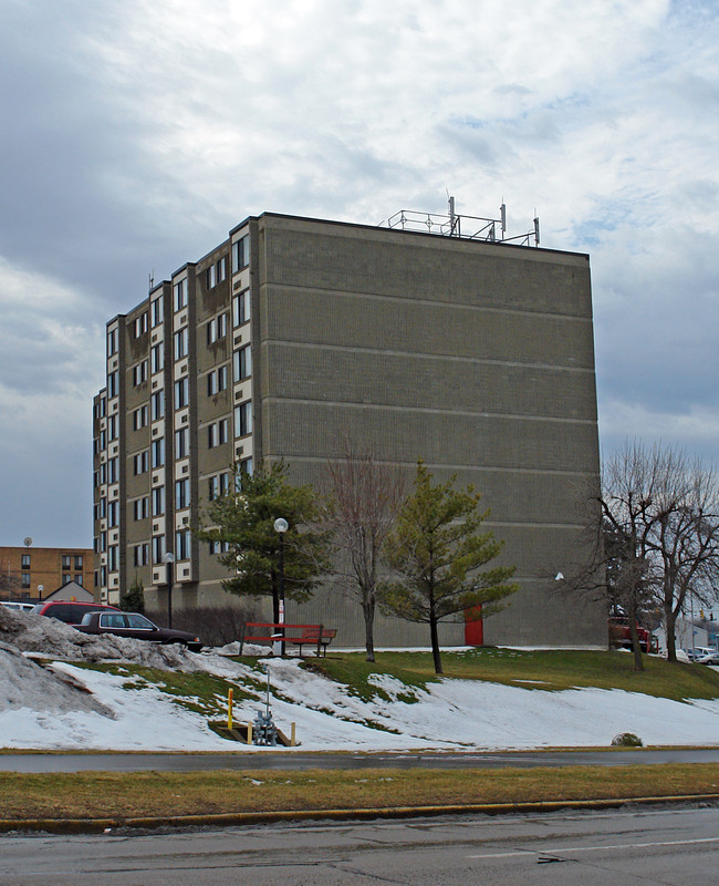 Xenia Towers in Xenia, OH - Building Photo - Building Photo