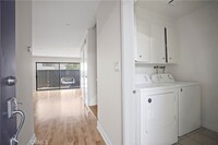 11311 Tampa Ave, Unit 21 in Los Angeles, CA - Building Photo - Building Photo