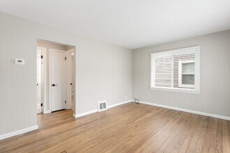 410 W Angela Blvd in South Bend, IN - Building Photo - Building Photo