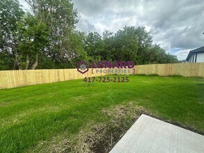 3082 N Nixon Ave in Springfield, MO - Building Photo - Building Photo