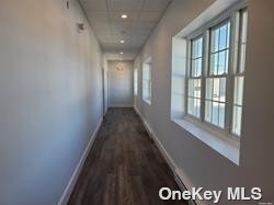 262 E Main St-Unit -1 in Babylon, NY - Building Photo - Building Photo