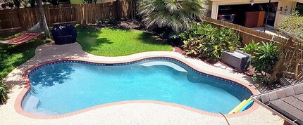 3814 Bayou Bend Ct in Sugar Land, TX - Building Photo - Building Photo