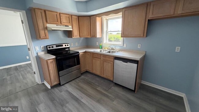 property at 132 Riverview Ave