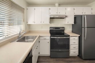 3124 NE 147th St in Shoreline, WA - Building Photo - Building Photo