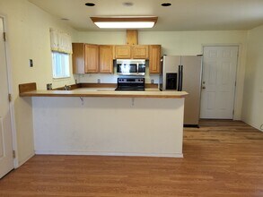 1872 Alder Ave in Richland, WA - Building Photo - Building Photo