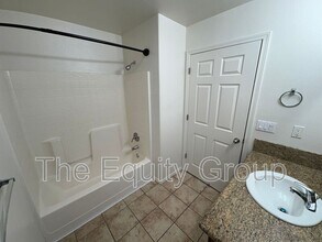 3933 W Cecil Ave in Visalia, CA - Building Photo - Building Photo