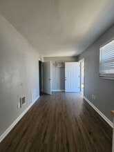 315 Country Club Oval in Daytona Beach, FL - Building Photo - Building Photo