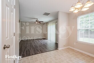 4608 Mallard Creek Dr in Greensboro, NC - Foto de edificio - Building Photo