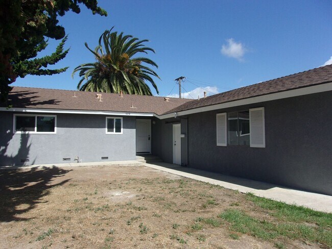 1309 W Prune Ave in Lompoc, CA - Building Photo - Building Photo