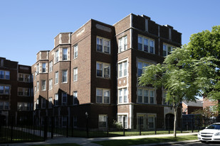 2201 E 70th Apartments