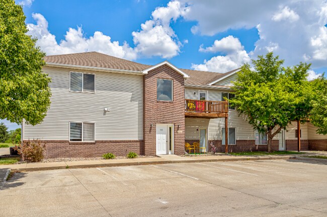 1433 Prairie Dr in Story City, IA - Building Photo - Building Photo