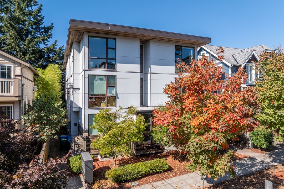 Nook Studios in Seattle, WA - Building Photo