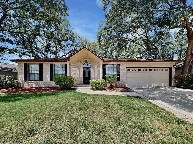 4466 Hunters Haven Ln E