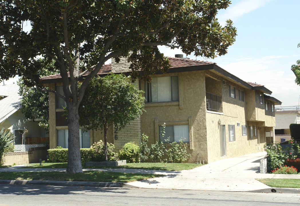 26 N Granada Ave in Alhambra, CA - Building Photo