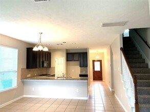 16954 Creek Mountain Dr in Houston, TX - Building Photo - Building Photo