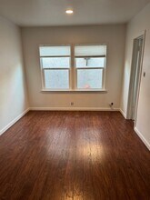 2267 E Washington Blvd, Unit B in Pasadena, CA - Building Photo - Building Photo