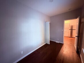 2012 Schaeffer Pl in St. Louis, MO - Building Photo - Building Photo