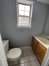 180 Leedom Way, Unit 180 Leedom Way in Newtown, PA - Building Photo - Building Photo