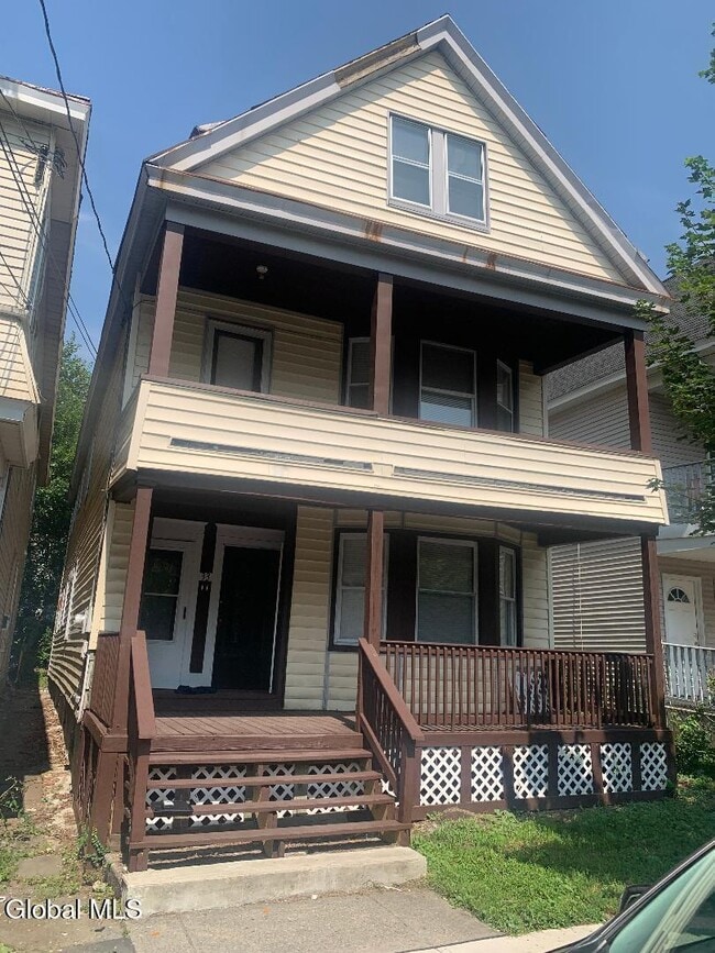 property at 33 Morris St