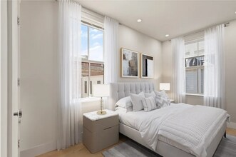 447 W 4th St in Boston, MA - Building Photo - Building Photo