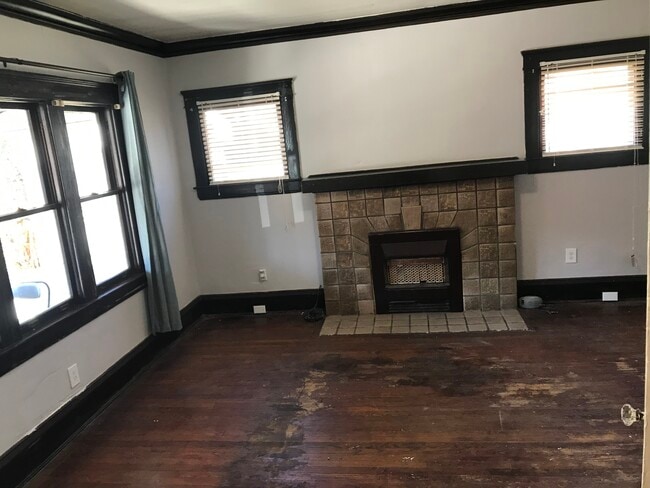 1550 Lewis St in Charleston, WV - Building Photo - Building Photo