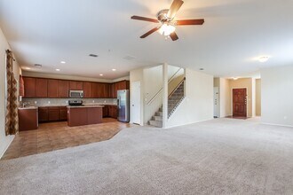 24262 Invitation Oak in San Antonio, TX - Building Photo - Building Photo