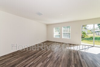 3136 Emporia Terrace in North Port, FL - Foto de edificio - Building Photo