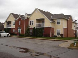 7702 Essex Gate Dr in Dublin, OH - Building Photo