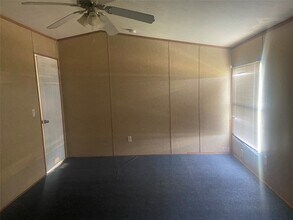 9311 Johnson Rd in Wallis, TX - Building Photo - Building Photo