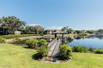 3150 Binnacle Dr in Naples, FL - Building Photo - Building Photo