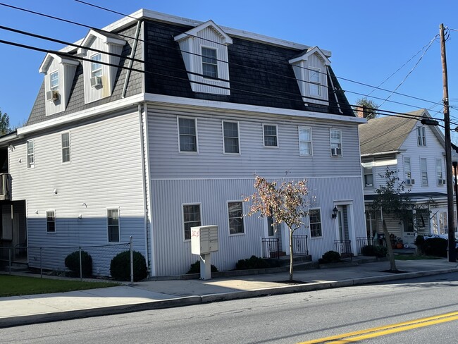 424 W Main St, Unit C