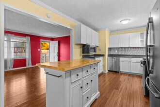 214 Manchester Rd in Havelock, NC - Building Photo - Building Photo