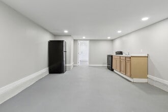2301 Peniston St in New Orleans, LA - Foto de edificio - Building Photo