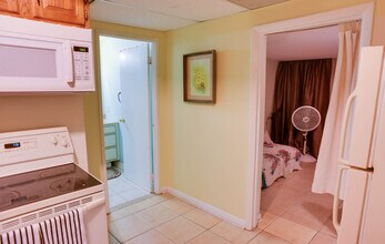 5406 Shoemaker Farm Ln in Chevy Chase, MD - Building Photo - Building Photo