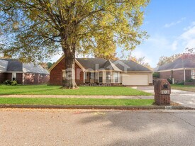 7007 Meadowlands Pl in Bartlett, TN - Building Photo