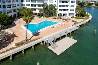 Blair House in Bay Harbor Islands, FL - Building Photo - Building Photo