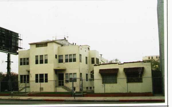 3796-3798 S Vermont Ave in Los Angeles, CA - Building Photo