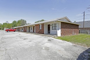 South Gate Arms in Rogers, AR - Building Photo