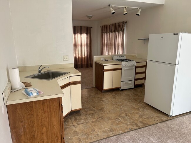8-11 22nd St in Fair Lawn, NJ - Building Photo - Building Photo