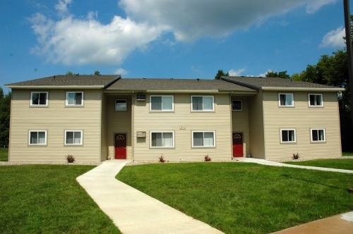 Prairie Glen Apartments in Quincy, MI - Building Photo