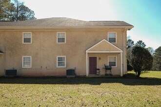 1535 Cedar Shoals Dr in Athens, GA - Building Photo - Building Photo