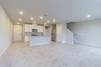 32483 Limitless Pl in Wesley Chapel, FL - Building Photo - Building Photo