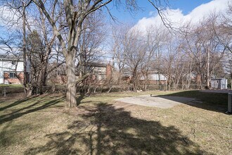 2915 Ward Ct in Ann Arbor, MI - Foto de edificio - Building Photo