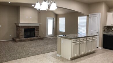 3628 Scarlet Ln in Enid, OK - Building Photo - Building Photo