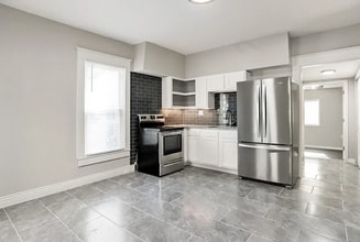 834 Iroquois Ave in Louisville, KY - Building Photo - Building Photo