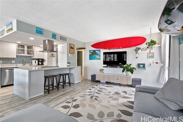 property at 250 ?Ohua Ave