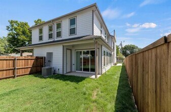 2213 Sheridan St in Dallas, TX - Building Photo - Building Photo