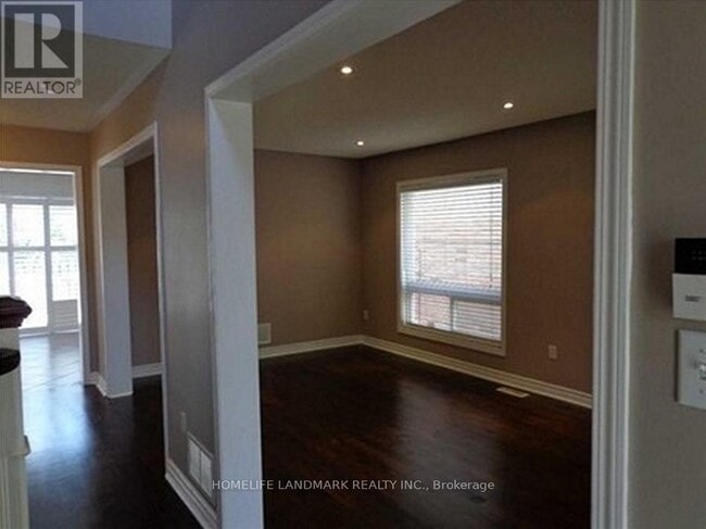 19 Wetmeadow Dr in Brampton, ON - Building Photo - Building Photo