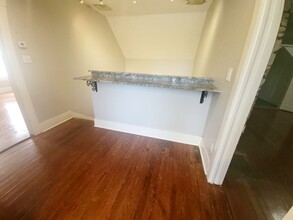 215 Versailles Blvd-Unit -Unit 1 in Lafayette, LA - Building Photo - Building Photo
